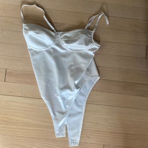 ADIKA WHITE BODY SUIT